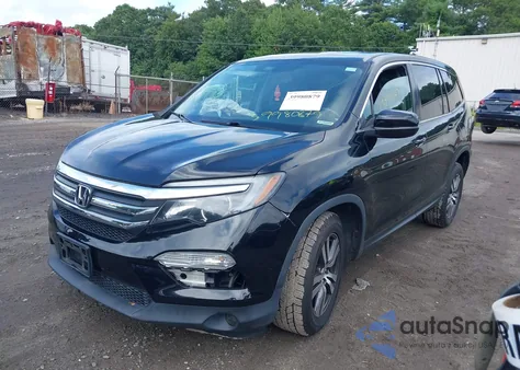 2017 Honda Pilot Ex-L z USA, uszkodzony, nr VIN 5FNYF6H51HB011753